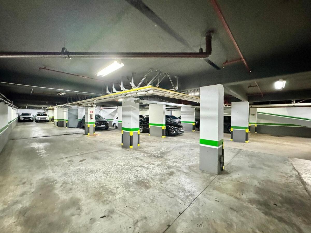 Apartment Flat Show 600m Av Paulista, Piscina, 1carro, Acad.