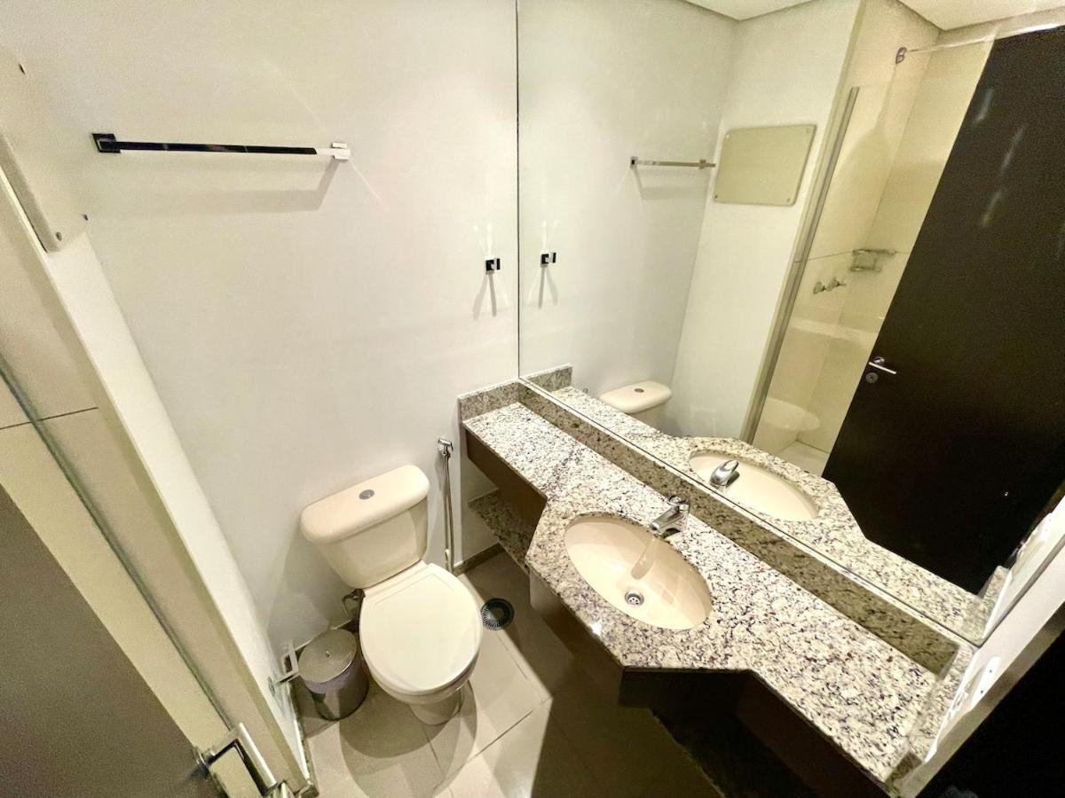 Apartamento Flat Show 600m Av Paulista, Piscina, 1carro, Acad. *