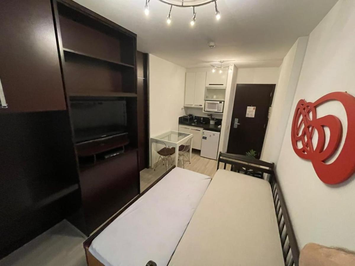 Apartamento Flat Show 600m Av Paulista, Piscina, 1carro, Acad.